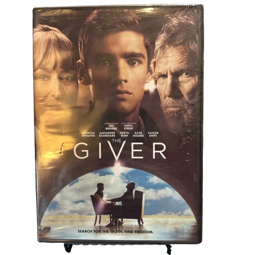 The Giver DVD Movie PG 13 Jeff Bridges Meryl Streep Taylor Swift Brenton Thwaite